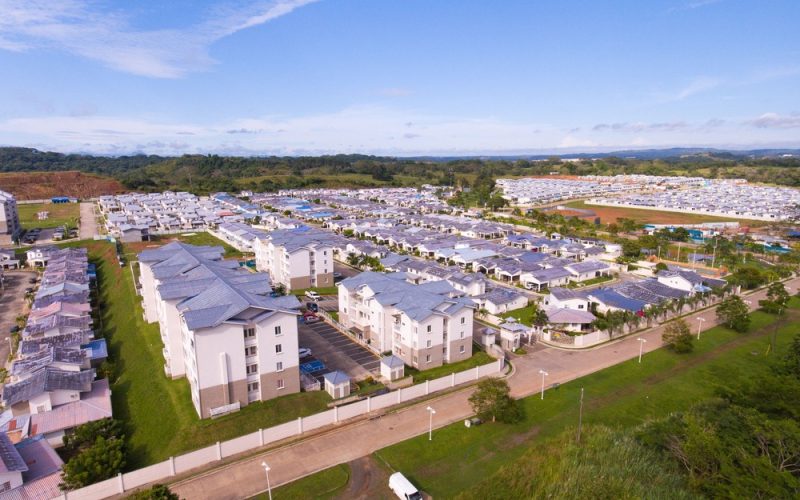 Playa Dorada resalta la necesidad de mantenimiento preventivo en propiedades costeras