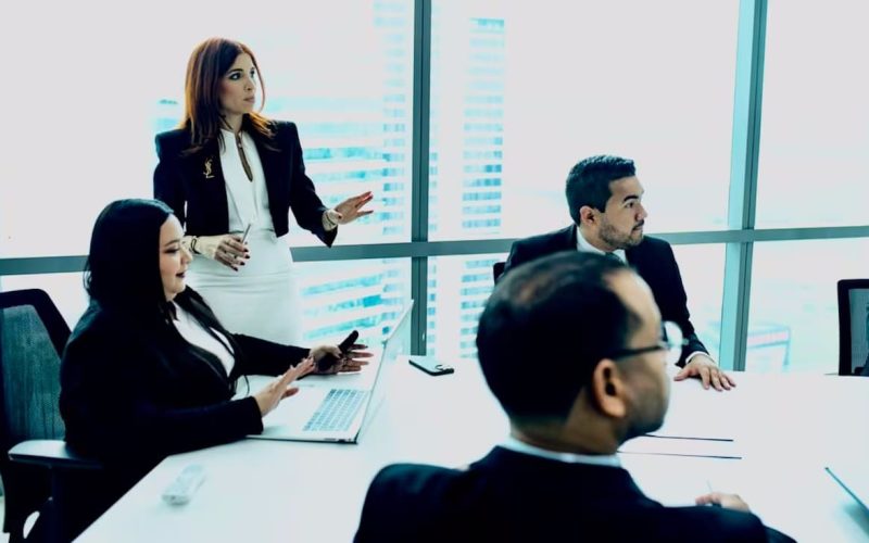 Hostigamiento mediático: cómo afecta a mujeres líderes como Odila Castillo